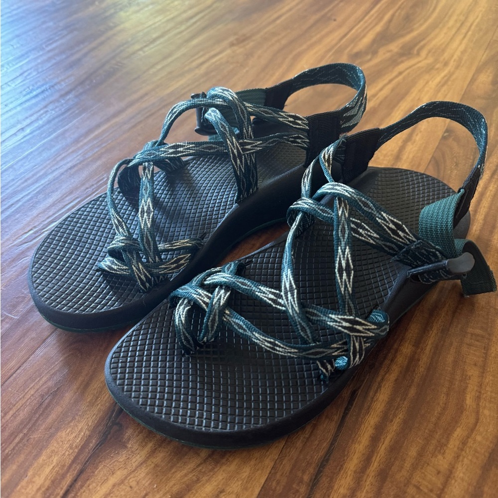 Chaco’s ZX/2 Cloud Dual Adjustable Strap Sandals (Women’s 9)